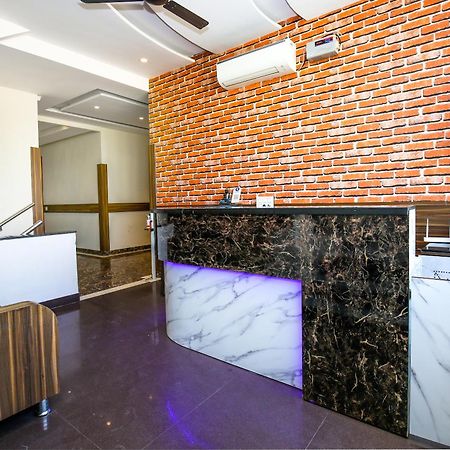Hotel Woodcrest Zirakpur - Best Family Hotel By - A Unit Of Sidham Group Exteriör bild