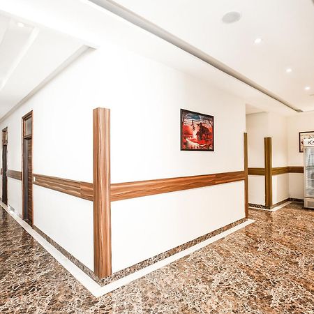 Hotel Woodcrest Zirakpur - Best Family Hotel By - A Unit Of Sidham Group Exteriör bild
