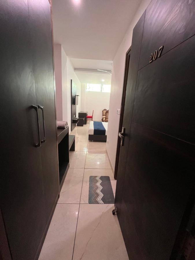 Hotel Woodcrest Zirakpur - Best Family Hotel By - A Unit Of Sidham Group Exteriör bild